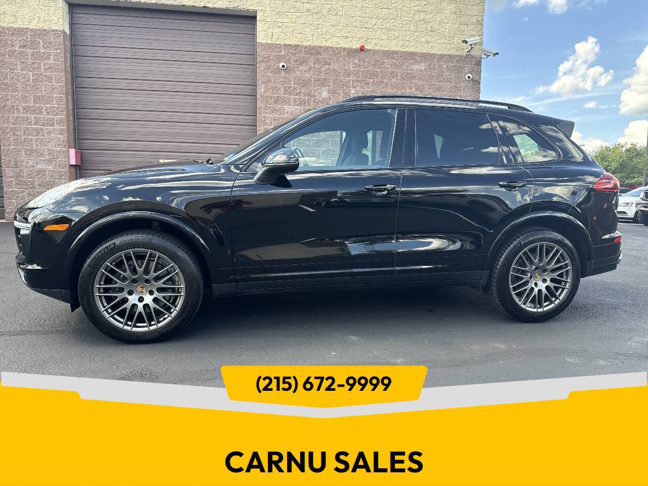 2017 PORSCHE CAYENNE PLATINUM Edition - 1