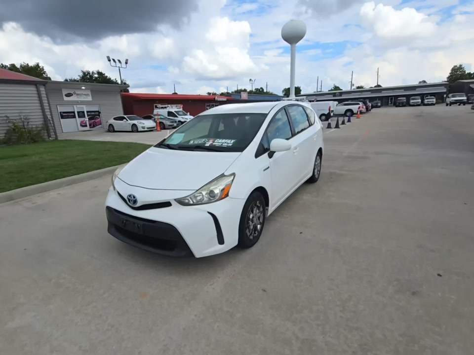 2017 TOYOTA PRIUS V Two - 1