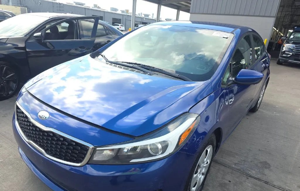 2017 KIA FORTE LX - 1
