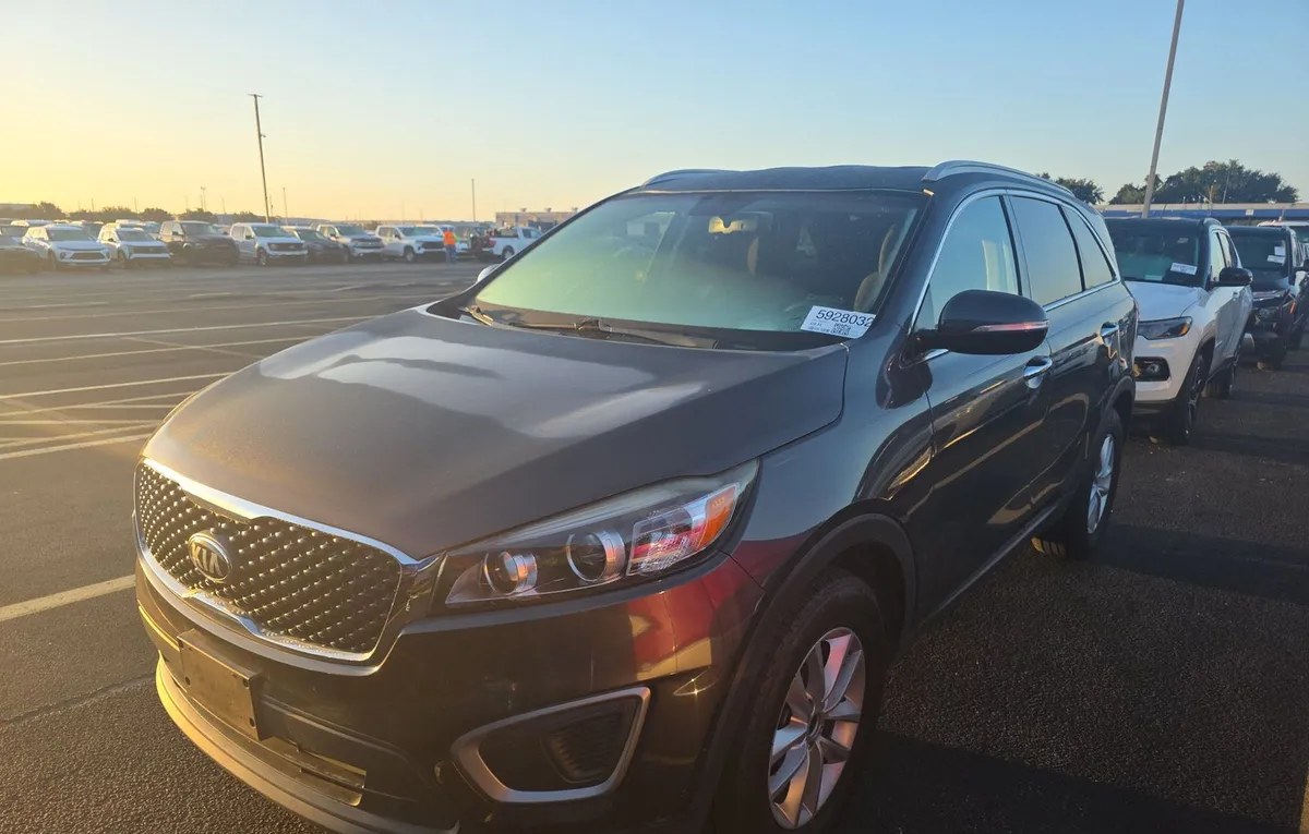 2017 KIA SORENTO LX - 1