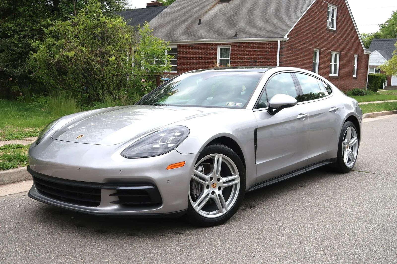 2017 PORSCHE PANAMERA 4 - 1