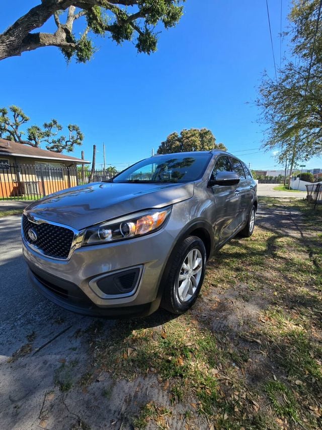 2017 KIA SORENTO LX - 1
