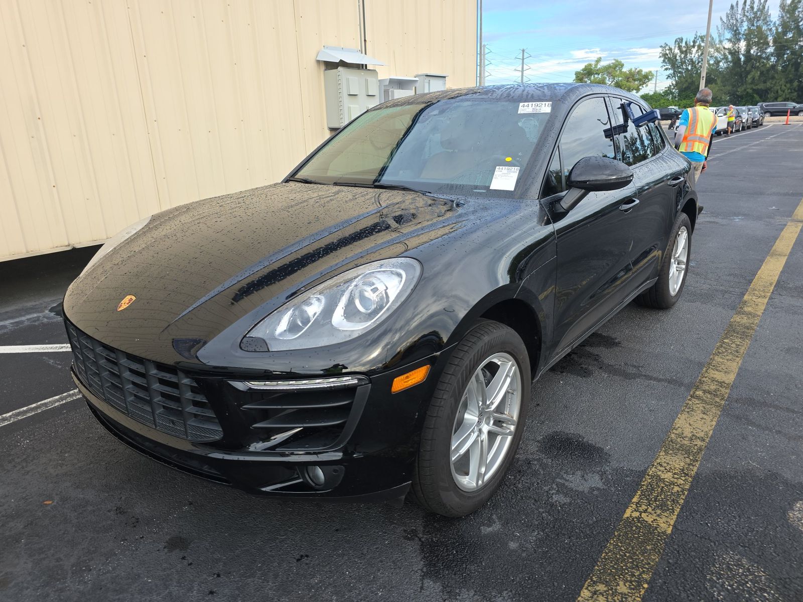 2017 PORSCHE MACAN Base - 1