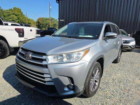 2017 TOYOTA HIGHLANDER XLE - 1