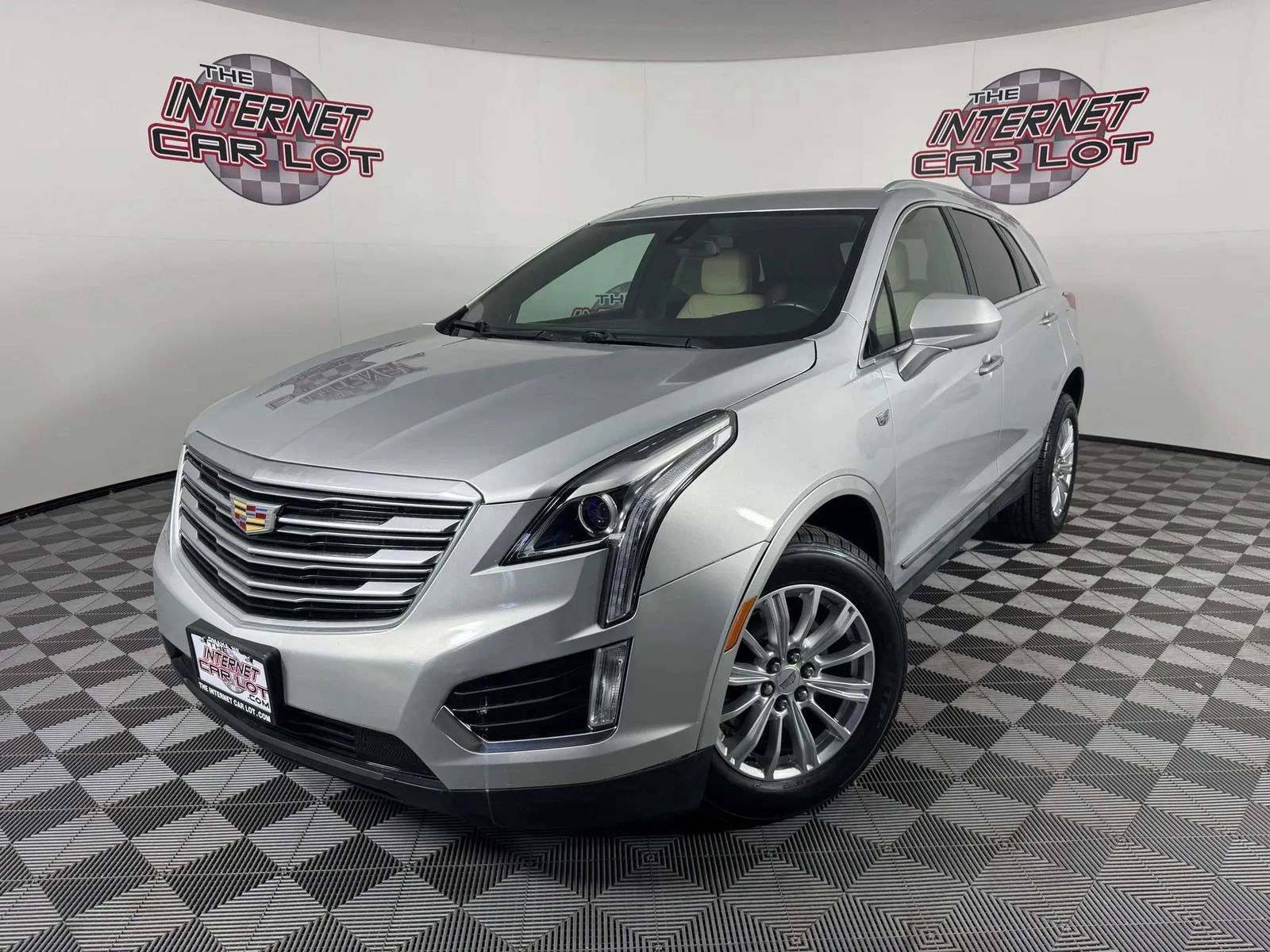 2018 CADILLAC XT5 Base - 1