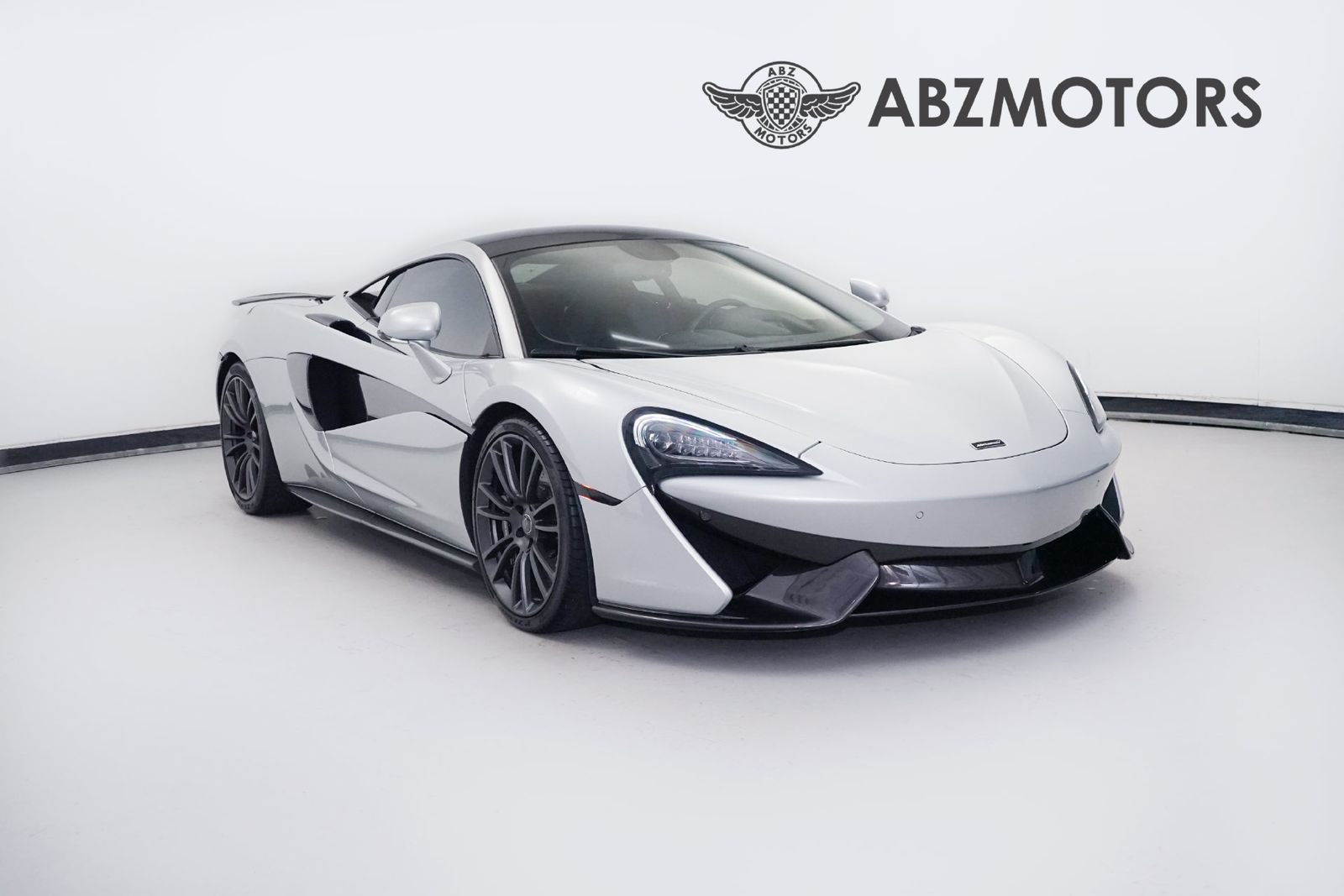2017 MCLAREN 570 S - 1