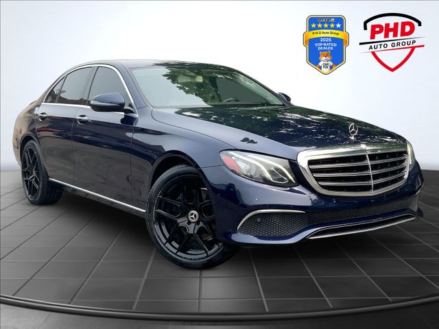 2017 MERCEDES-BENZ E-CLASS E 300 Luxury - 1