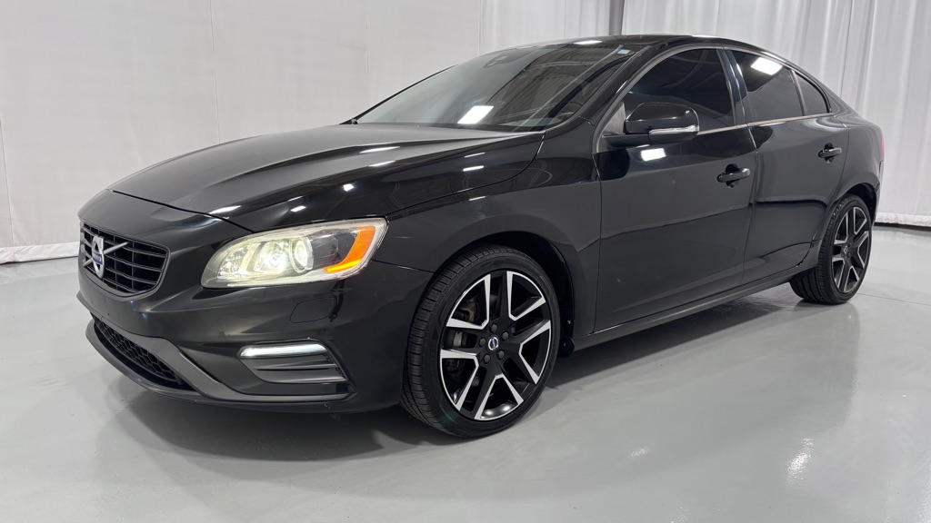 2017 VOLVO S60 T5 Dynamic - 1