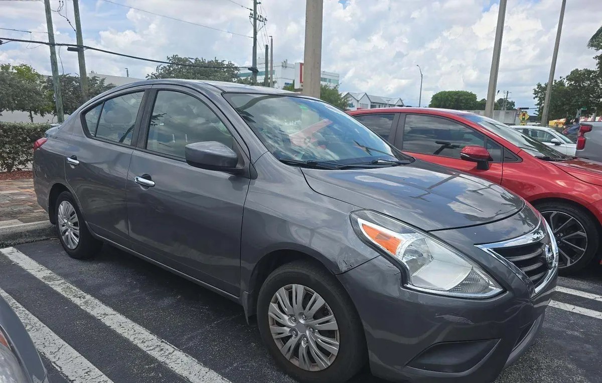 2017 NISSAN VERSA 1.6 SV - 1