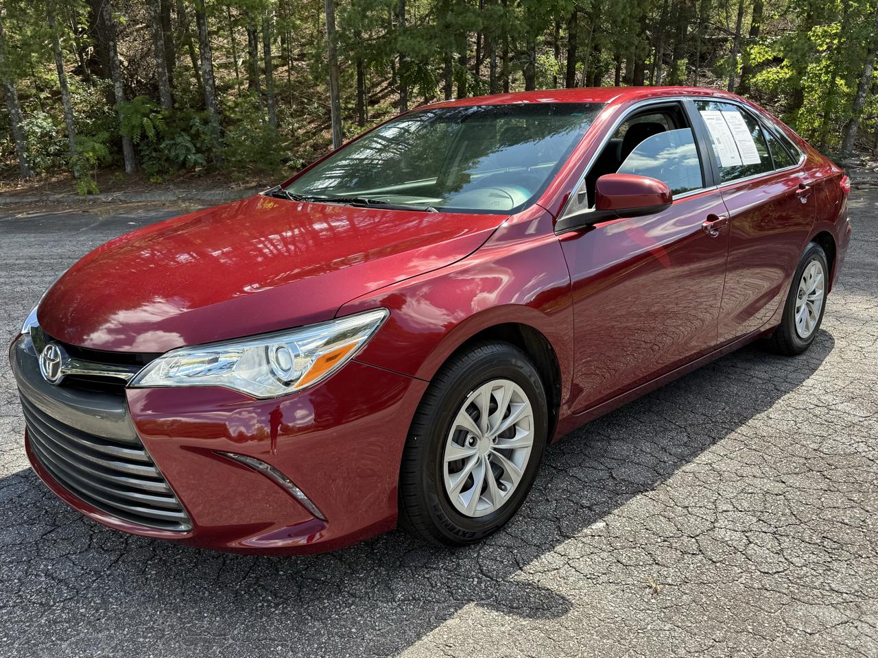 2017 TOYOTA CAMRY LE - 1