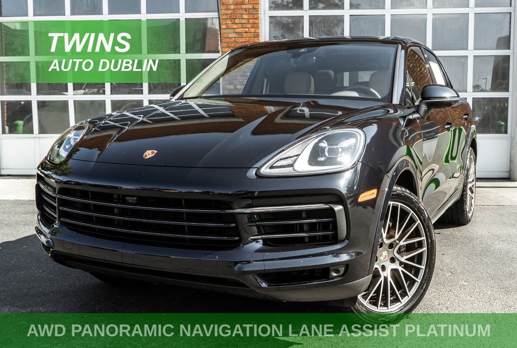 2023 PORSCHE CAYENNE PLATINUM Edition - 1
