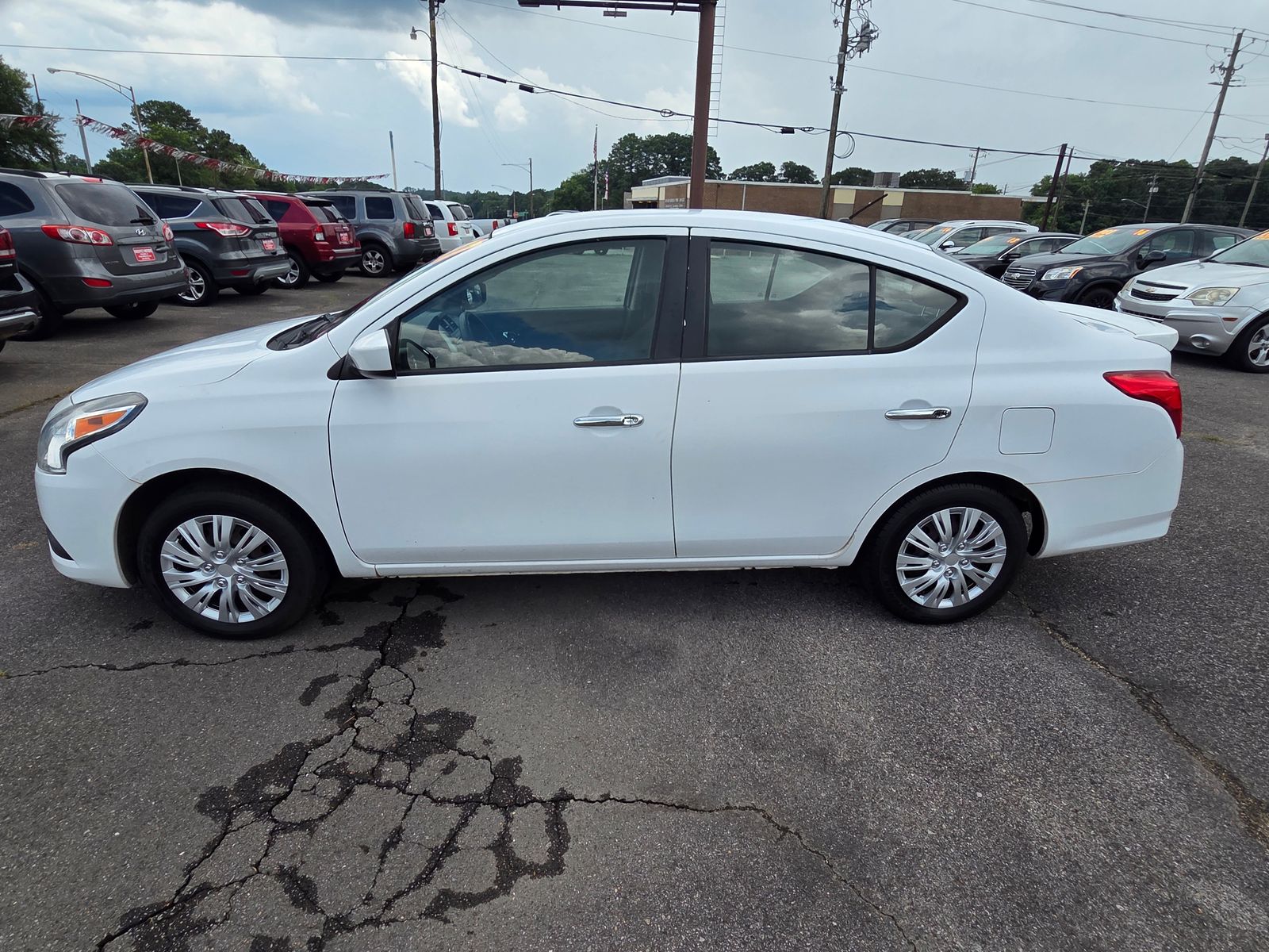 2017 NISSAN VERSA 1.6 SV - 1