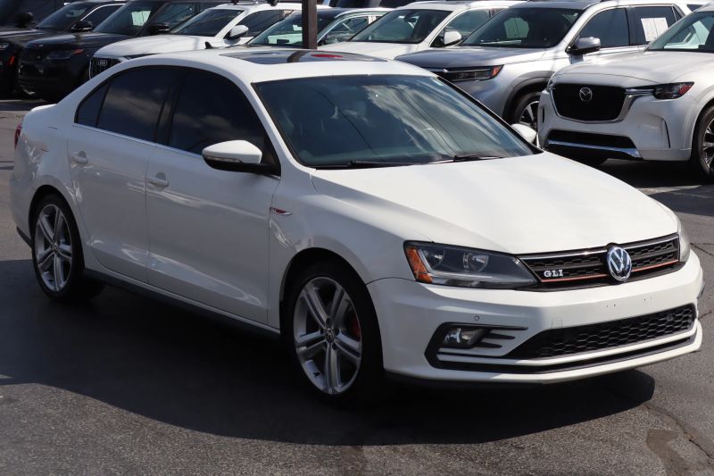 2017 VOLKSWAGEN JETTA 2.0T GLI - 1