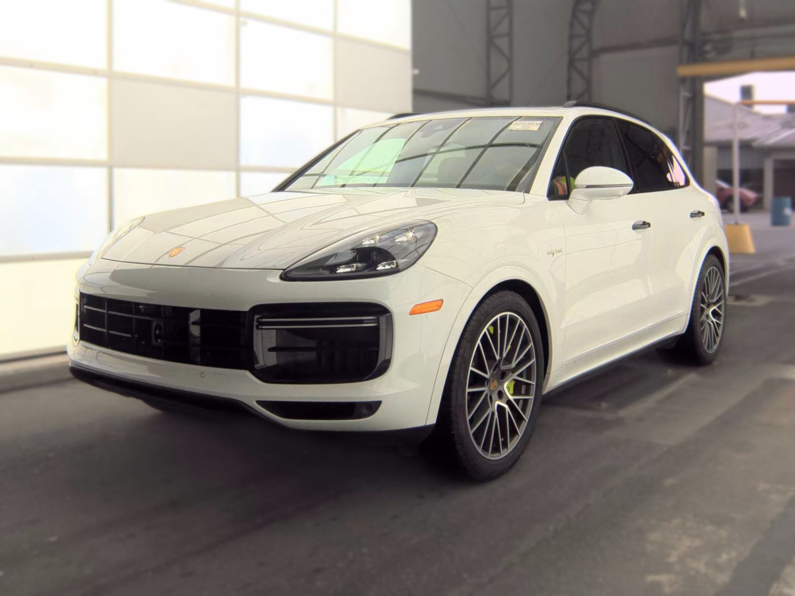 2020 PORSCHE CAYENNE E-HYBRID TURBO S - 1