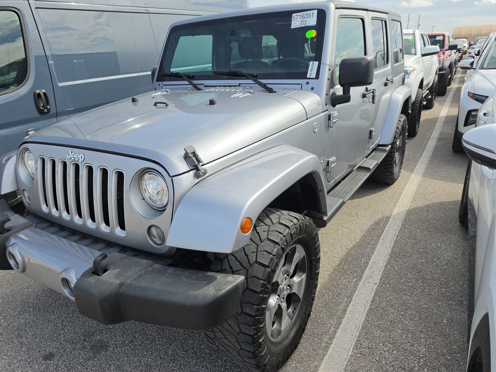 2017 JEEP WRANGLER UNLIMITED Sahara - 1