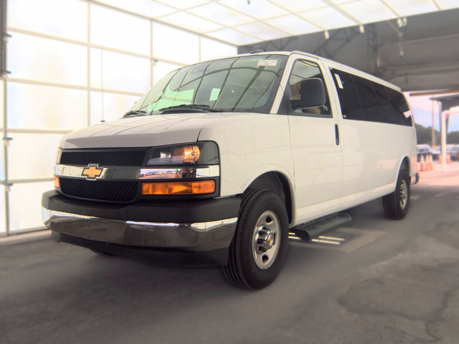 2025 CHEVROLET EXPRESS 3500 LT - 1