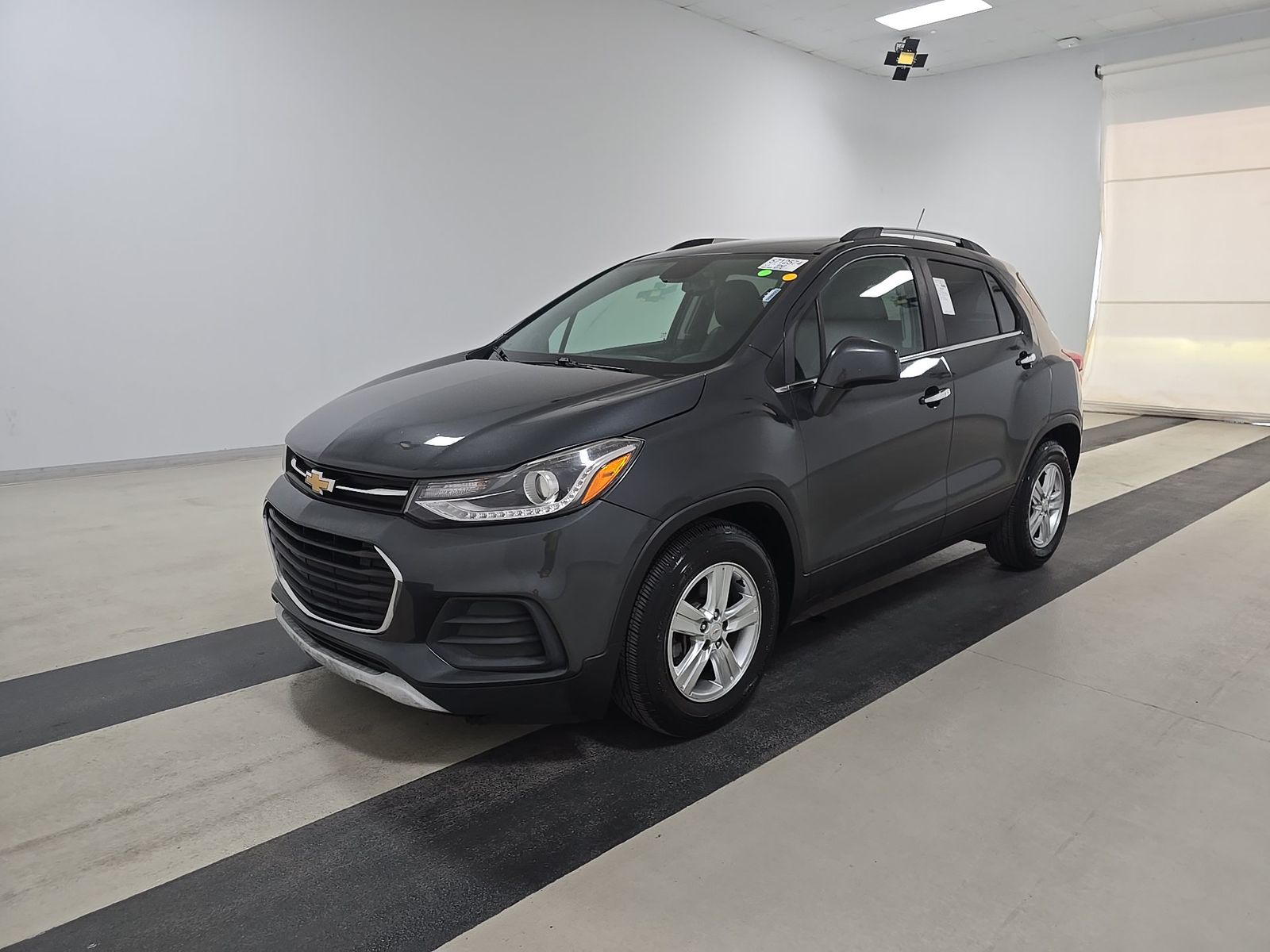 2017 CHEVROLET TRAX LT - 1