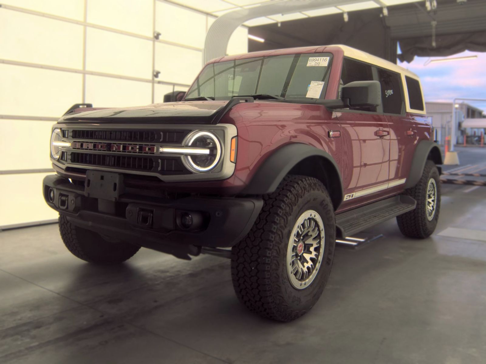 2026 FORD BRONCO OUTER Banks - 1