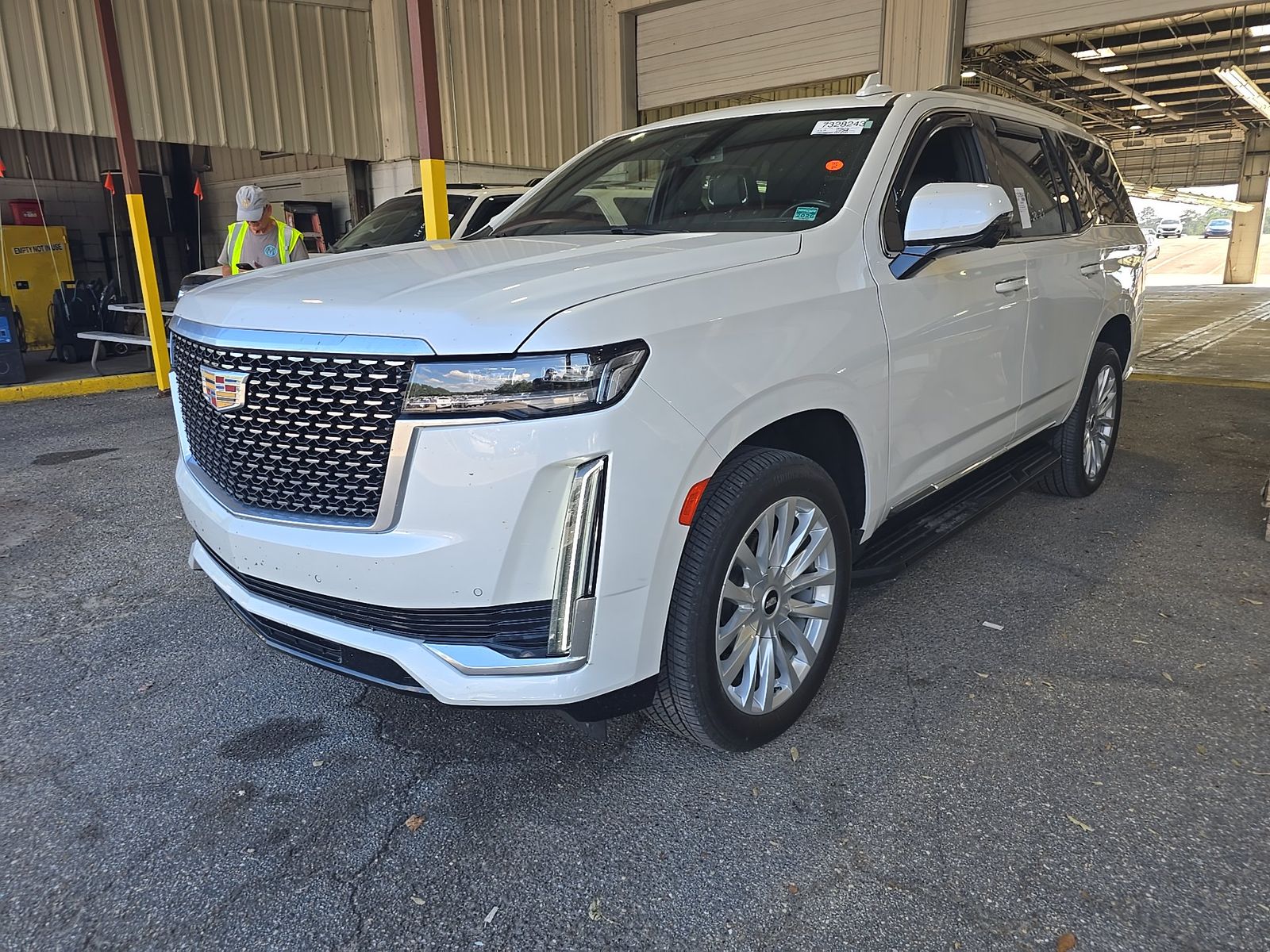 2023 CADILLAC ESCALADE Luxury - 1