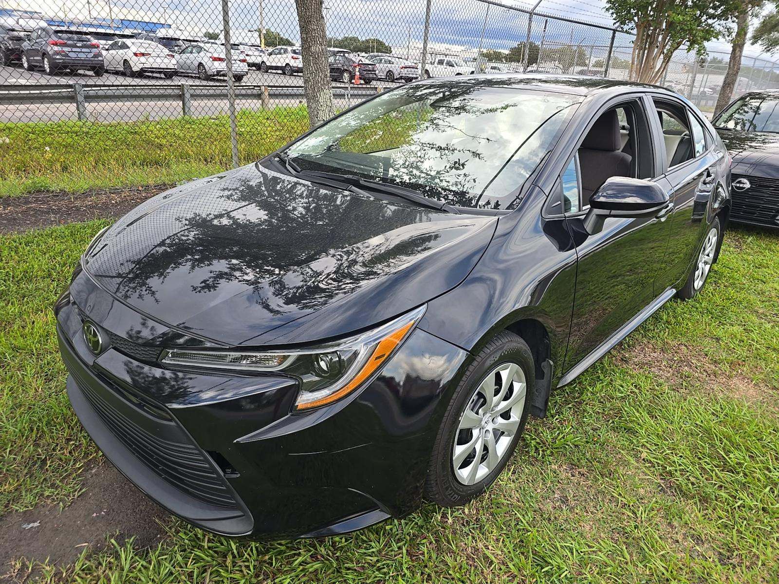 2025 TOYOTA COROLLA LE - 1