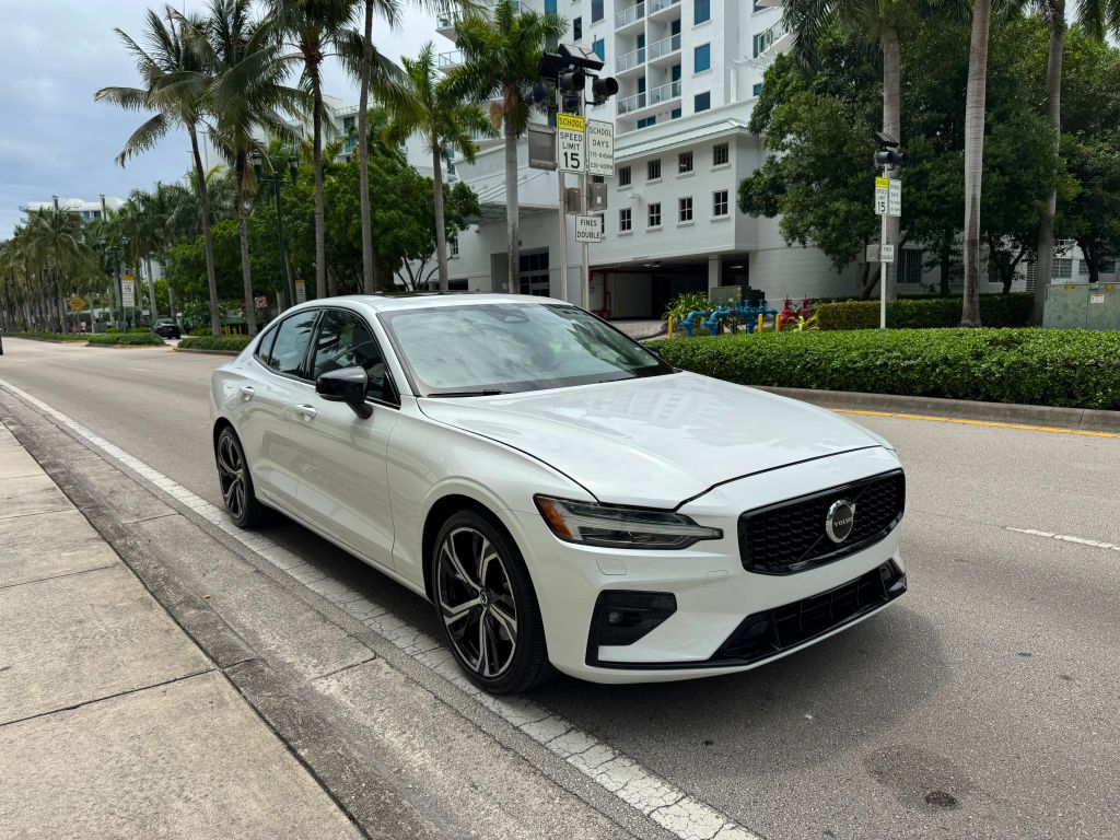 2024 VOLVO S60 B5 Core - 1