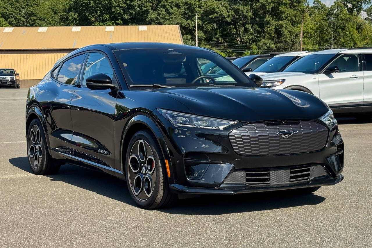 2023 FORD MUSTANG MACH-E GT - 1