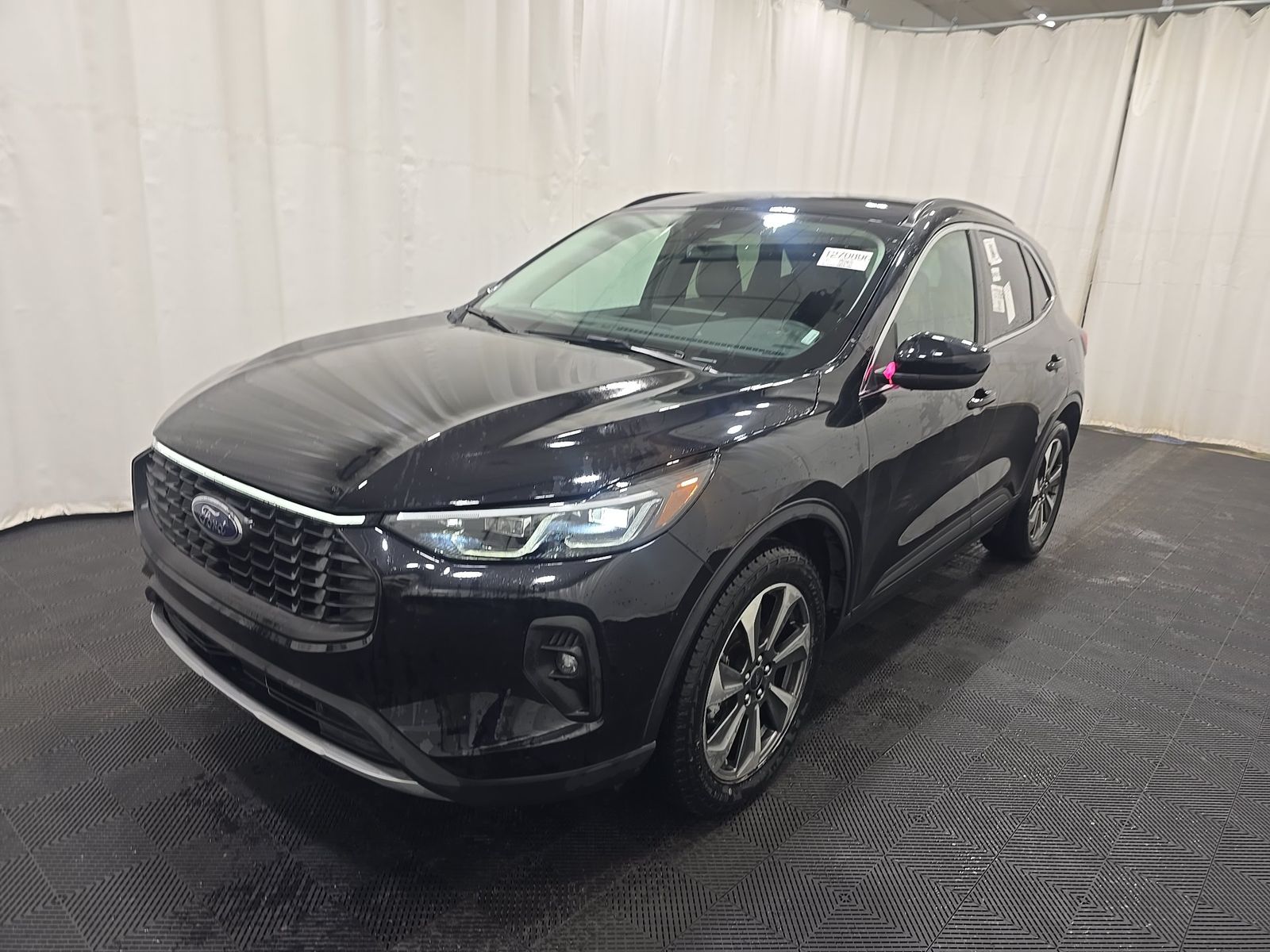 2025 FORD ESCAPE Platinum - 1