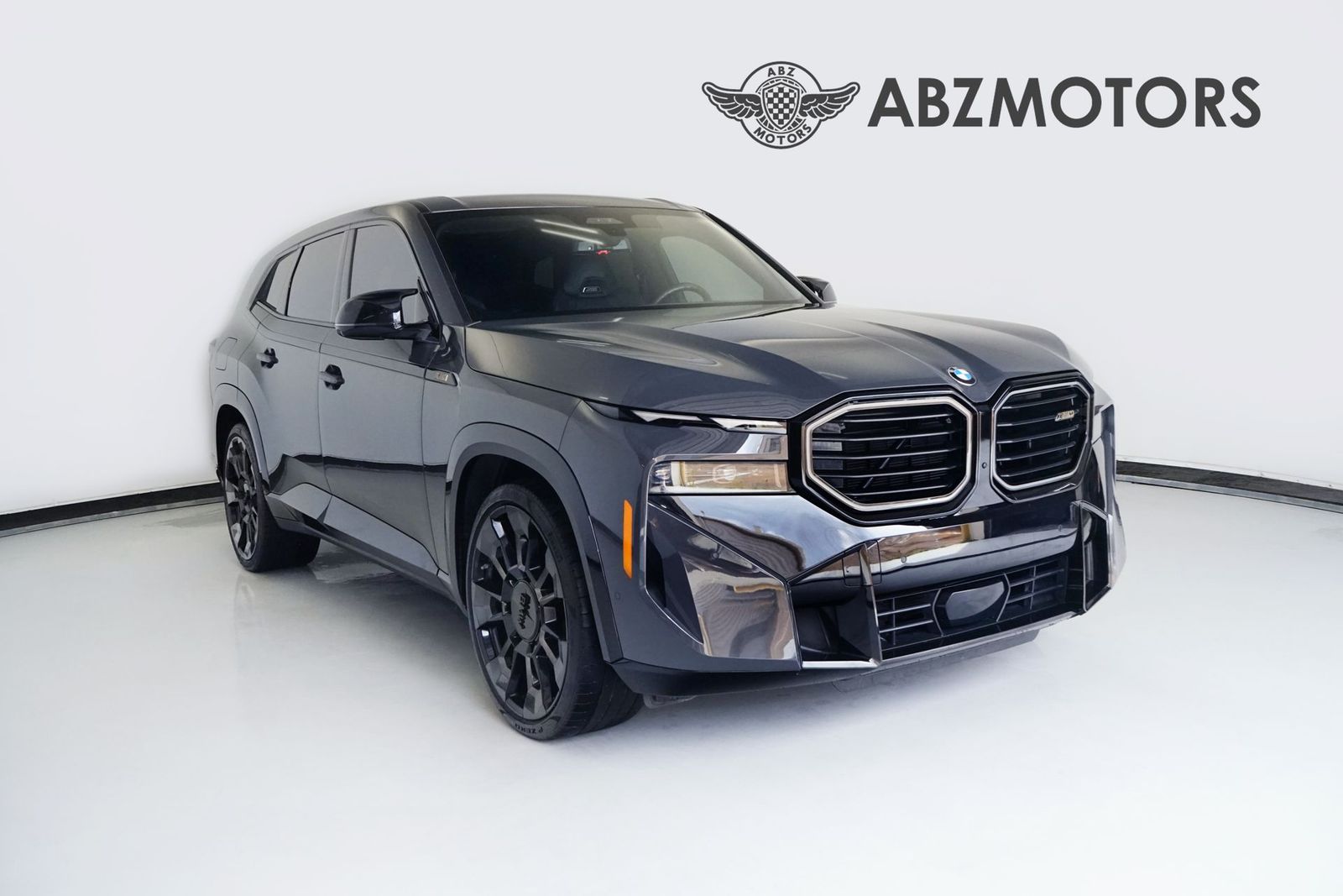 2023 BMW XM Base - 1