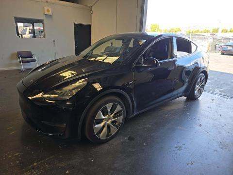 2021 TESLA MODEL Y LONG Range - 1