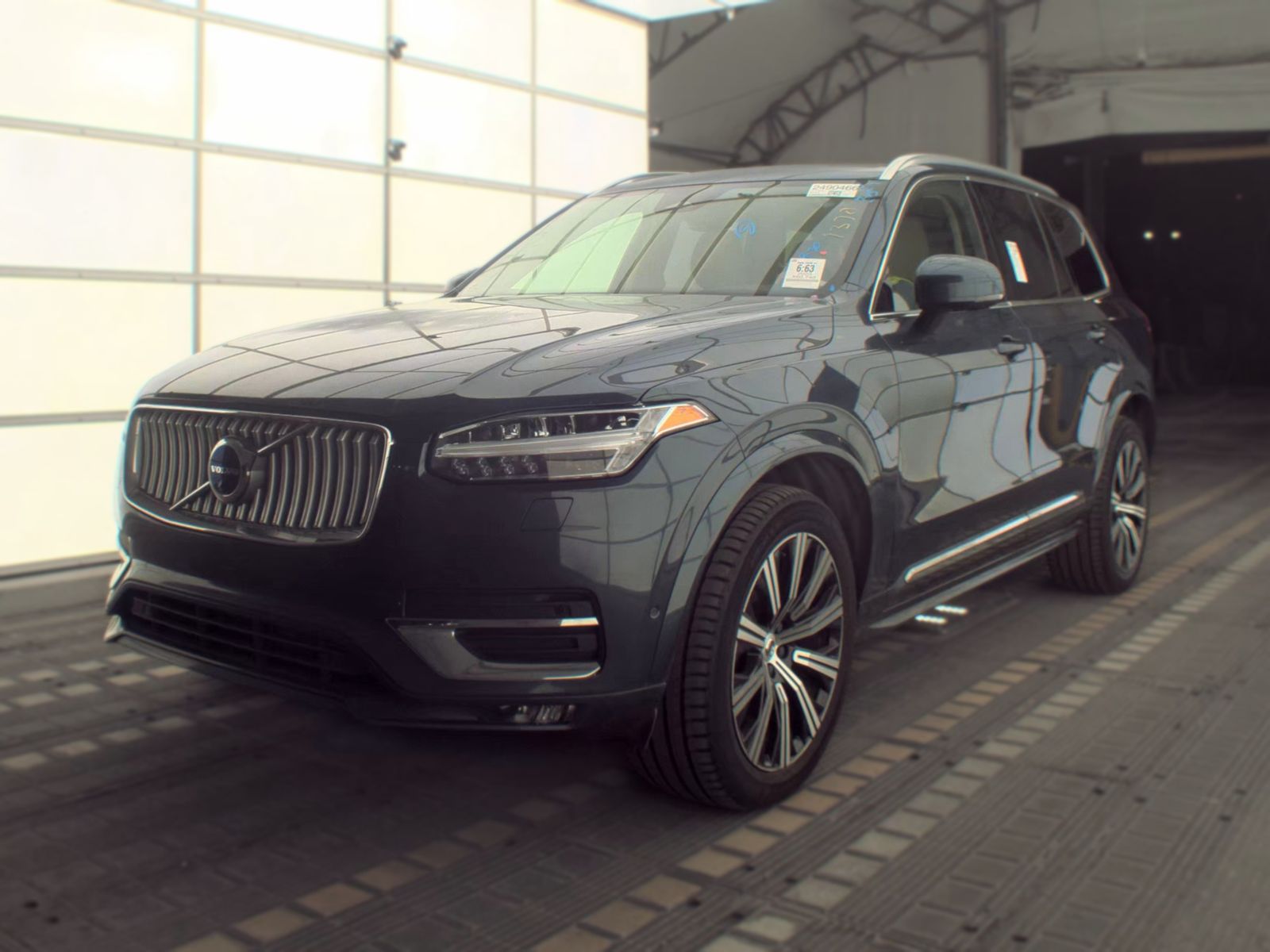 2023 VOLVO XC90 B6 Plus - 1