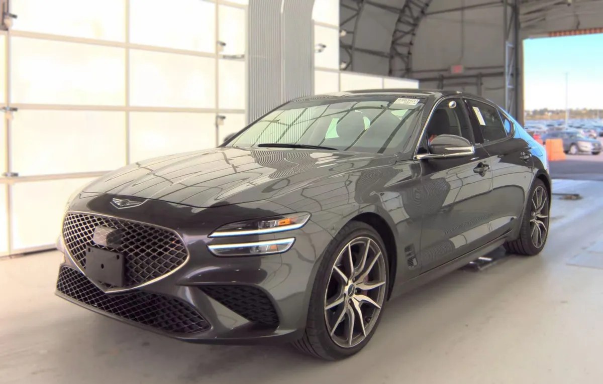 2025 GENESIS G70 2.5T - 1