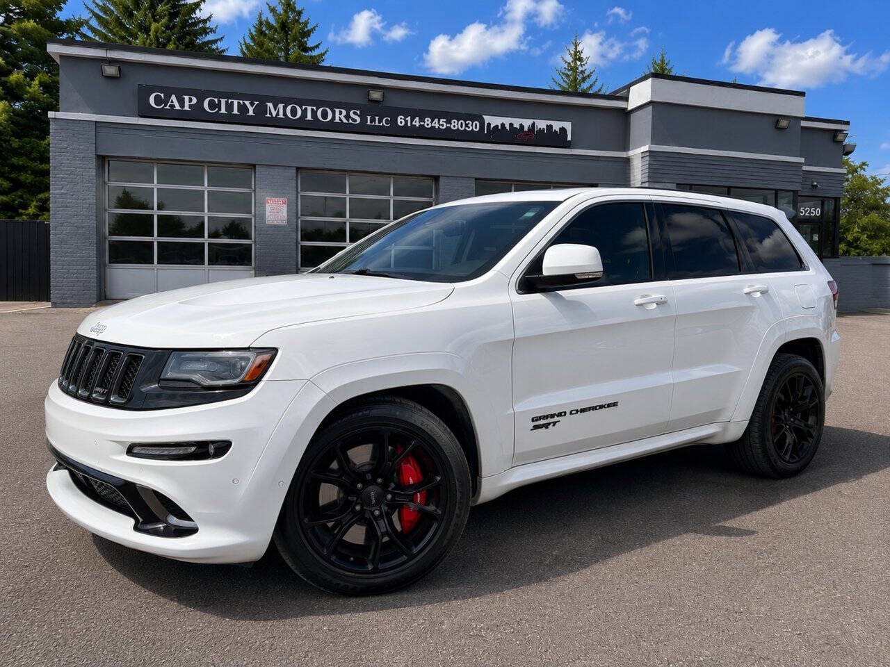 2017 JEEP GRAND CHEROKEE SRT - 1