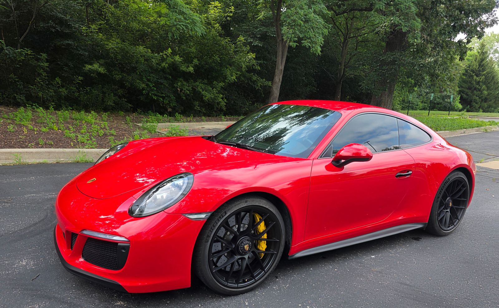 2019 PORSCHE 911 CARRERA 4 GTS - 1