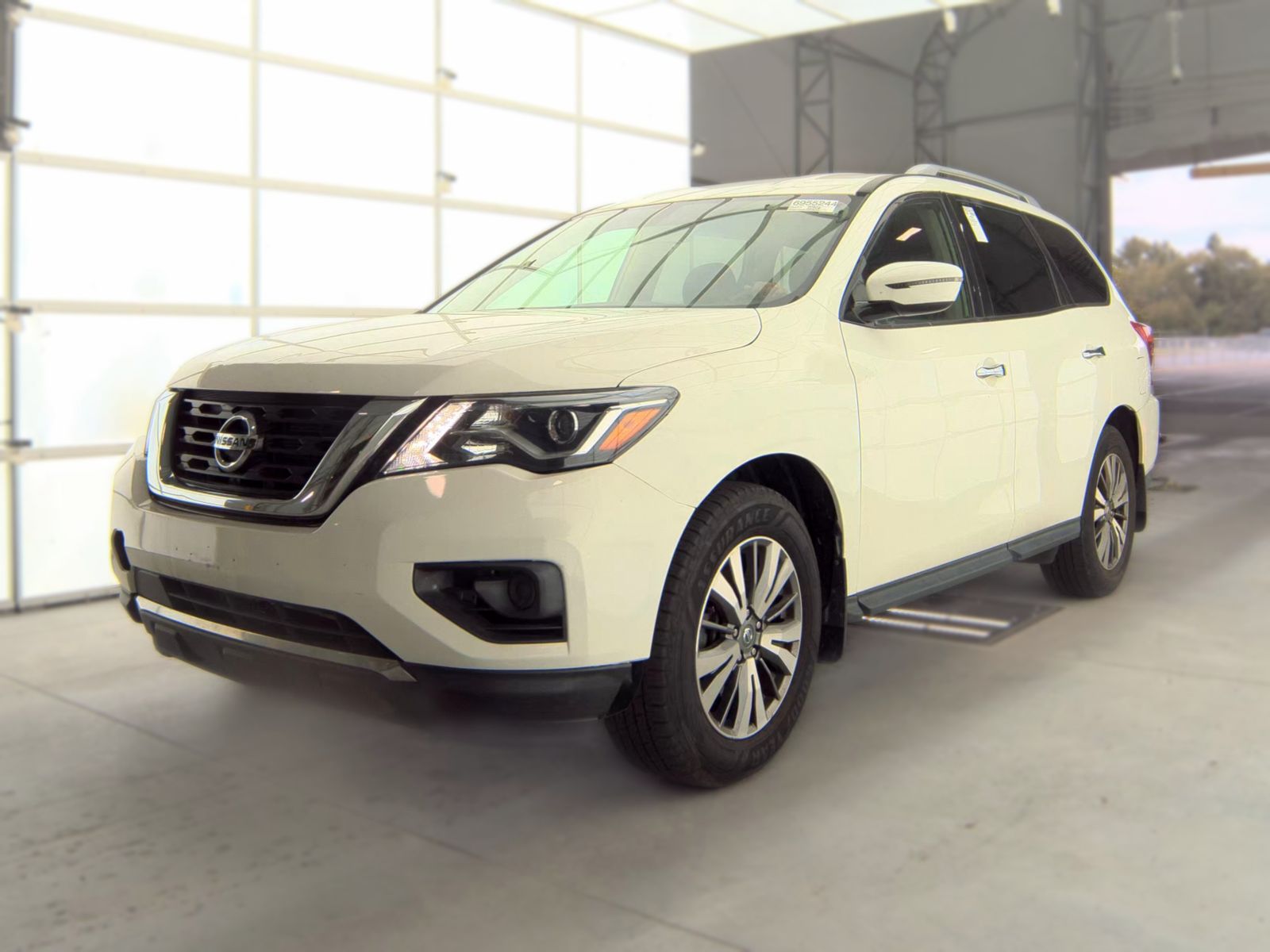 2019 NISSAN PATHFINDER S - 1