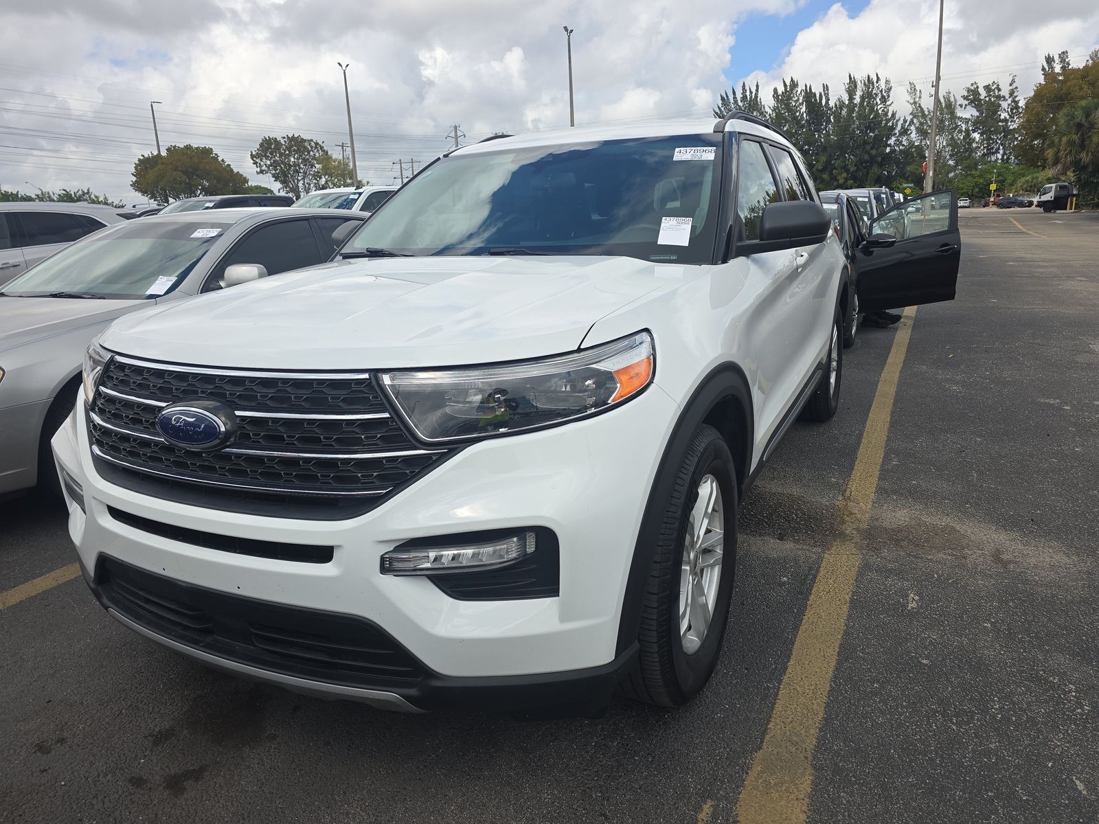 2022 FORD EXPLORER XLT - 1