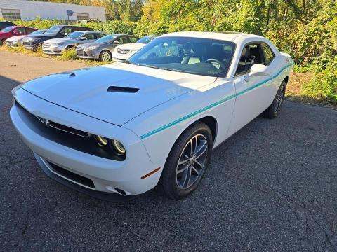 2019 DODGE CHALLENGER SXT - 1