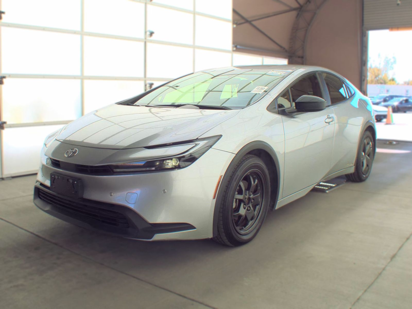 2024 TOYOTA PRIUS LE - 1
