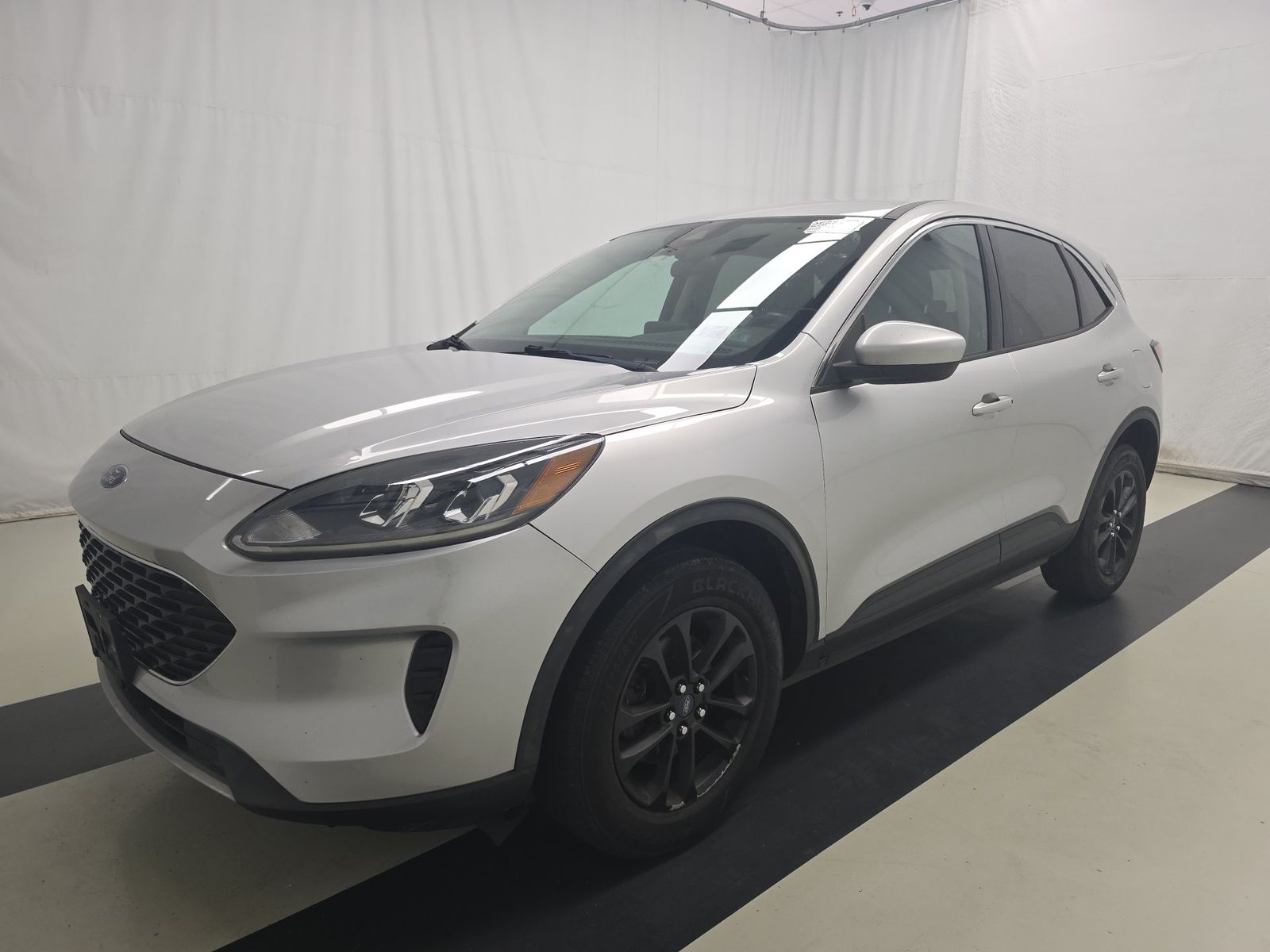 2020 FORD ESCAPE SE - 1