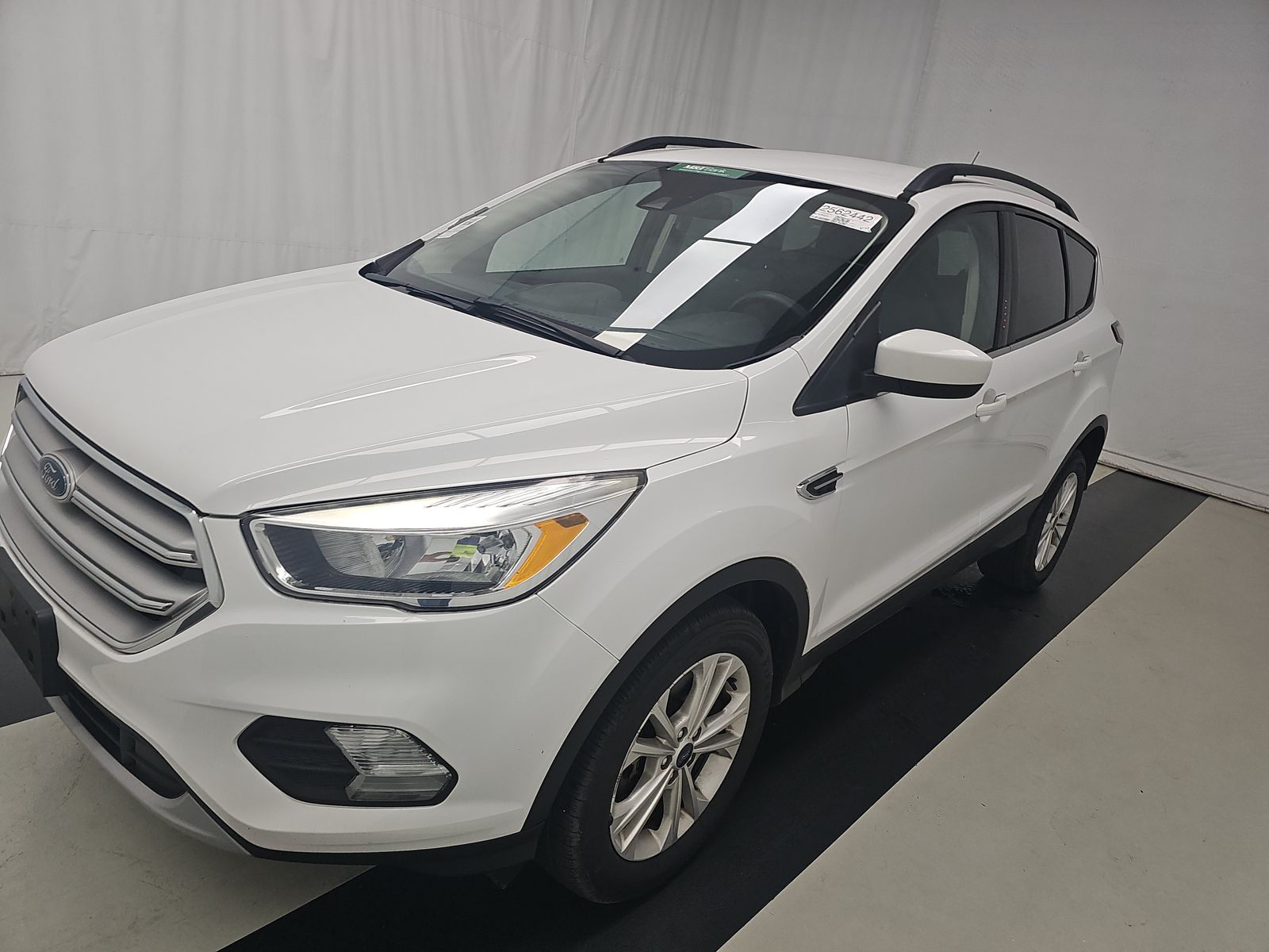 2018 FORD ESCAPE SE - 1