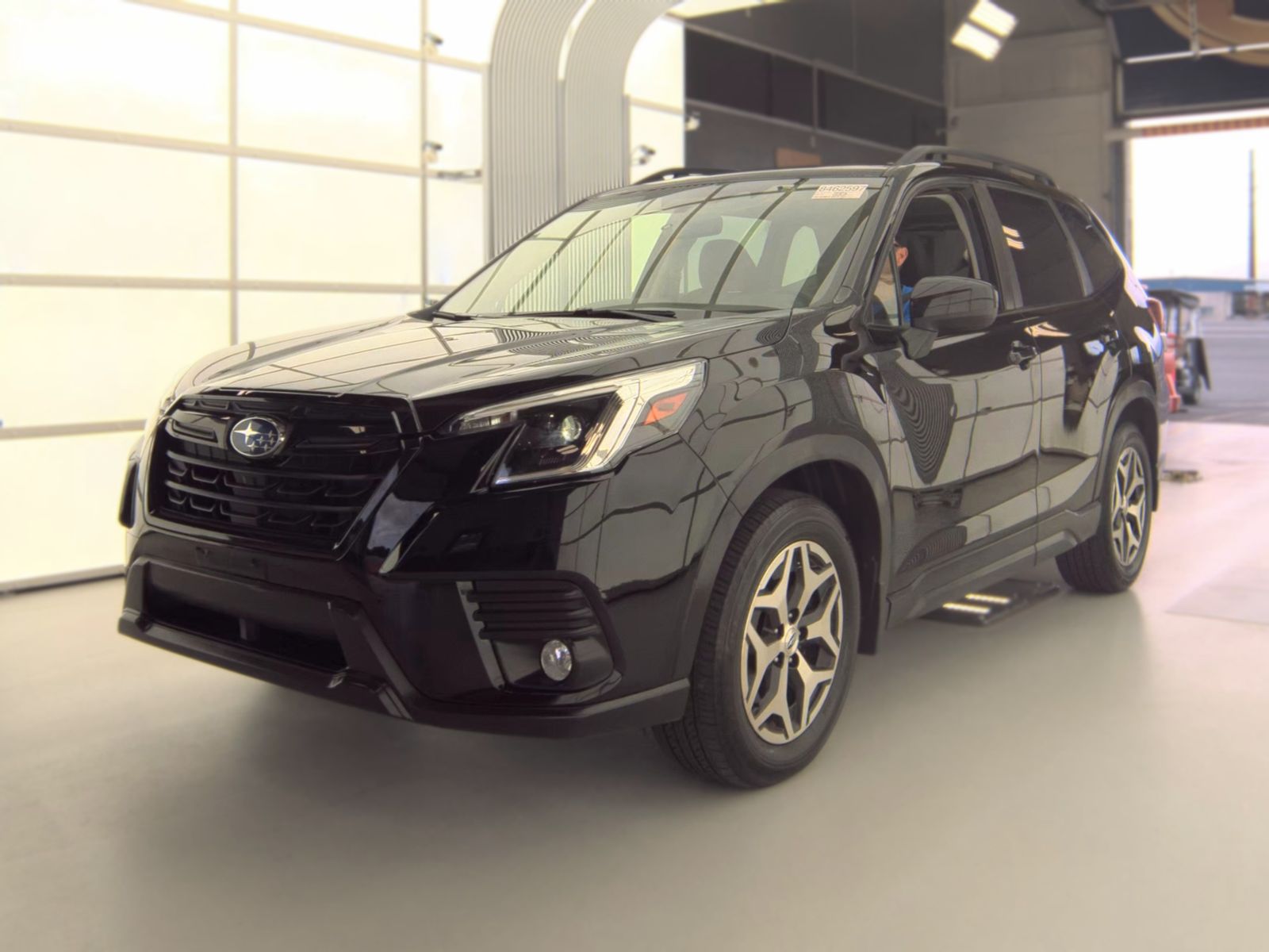 2023 SUBARU FORESTER Premium - 1