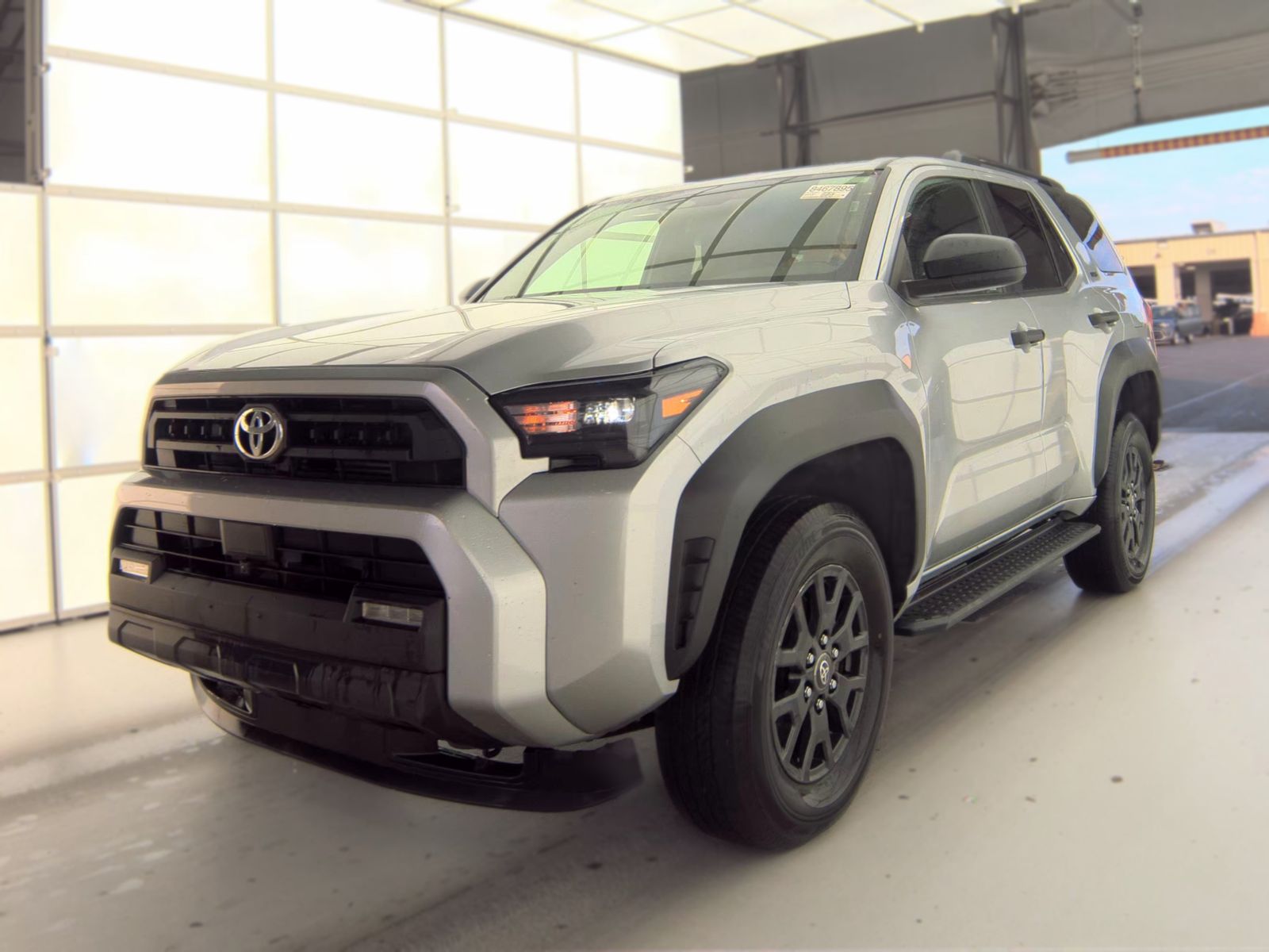 2025 TOYOTA 4RUNNER SR5 - 1