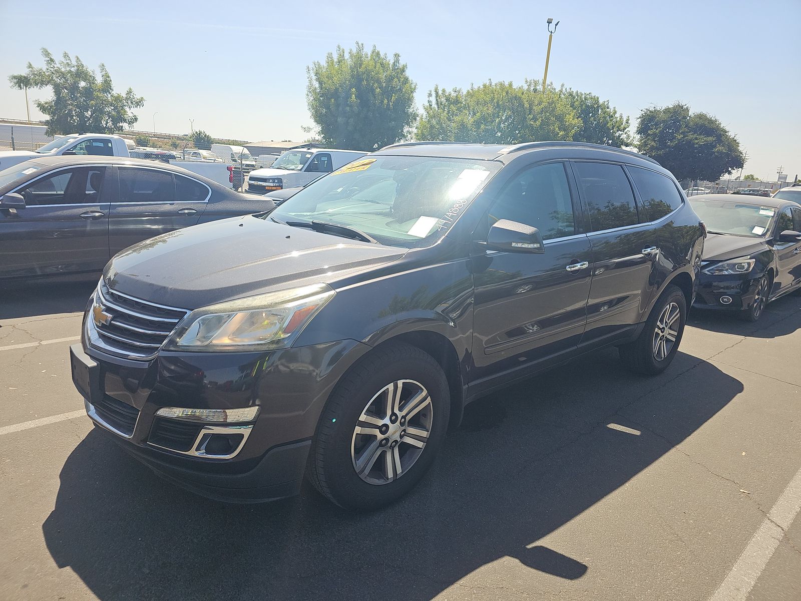 2017 CHEVROLET TRAVERSE LT - 1
