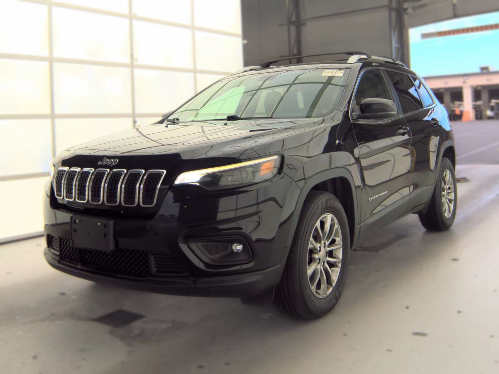 2019 JEEP CHEROKEE LATITUDE Plus - 1