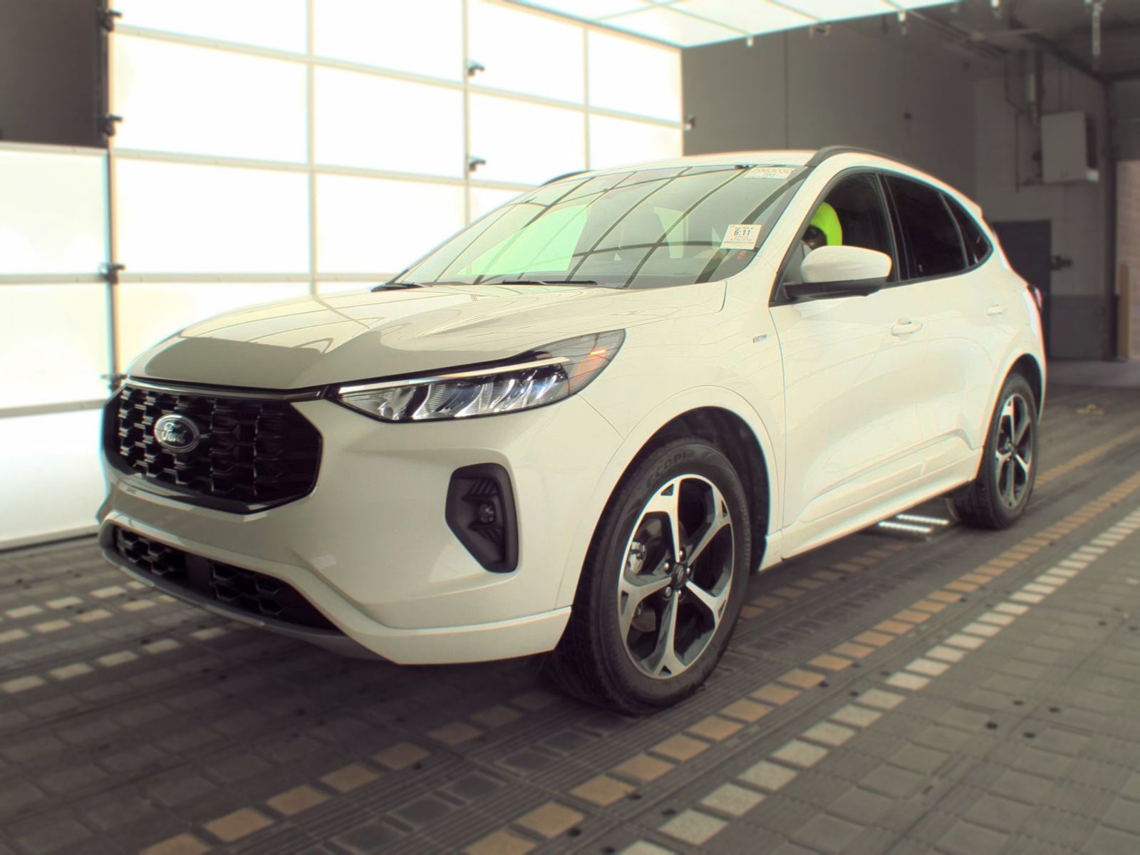 2023 FORD ESCAPE ST-LINE Select - 1