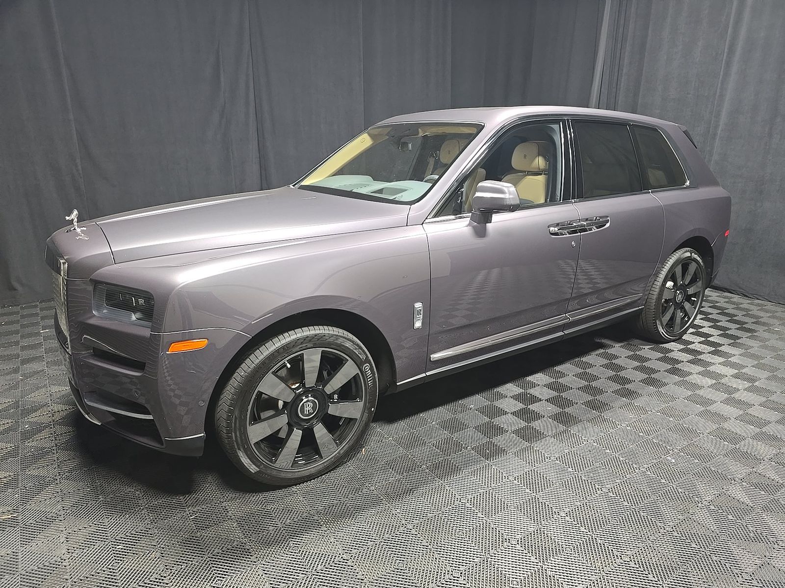 2020 ROLLS-ROYCE CULLINAN Base - 1