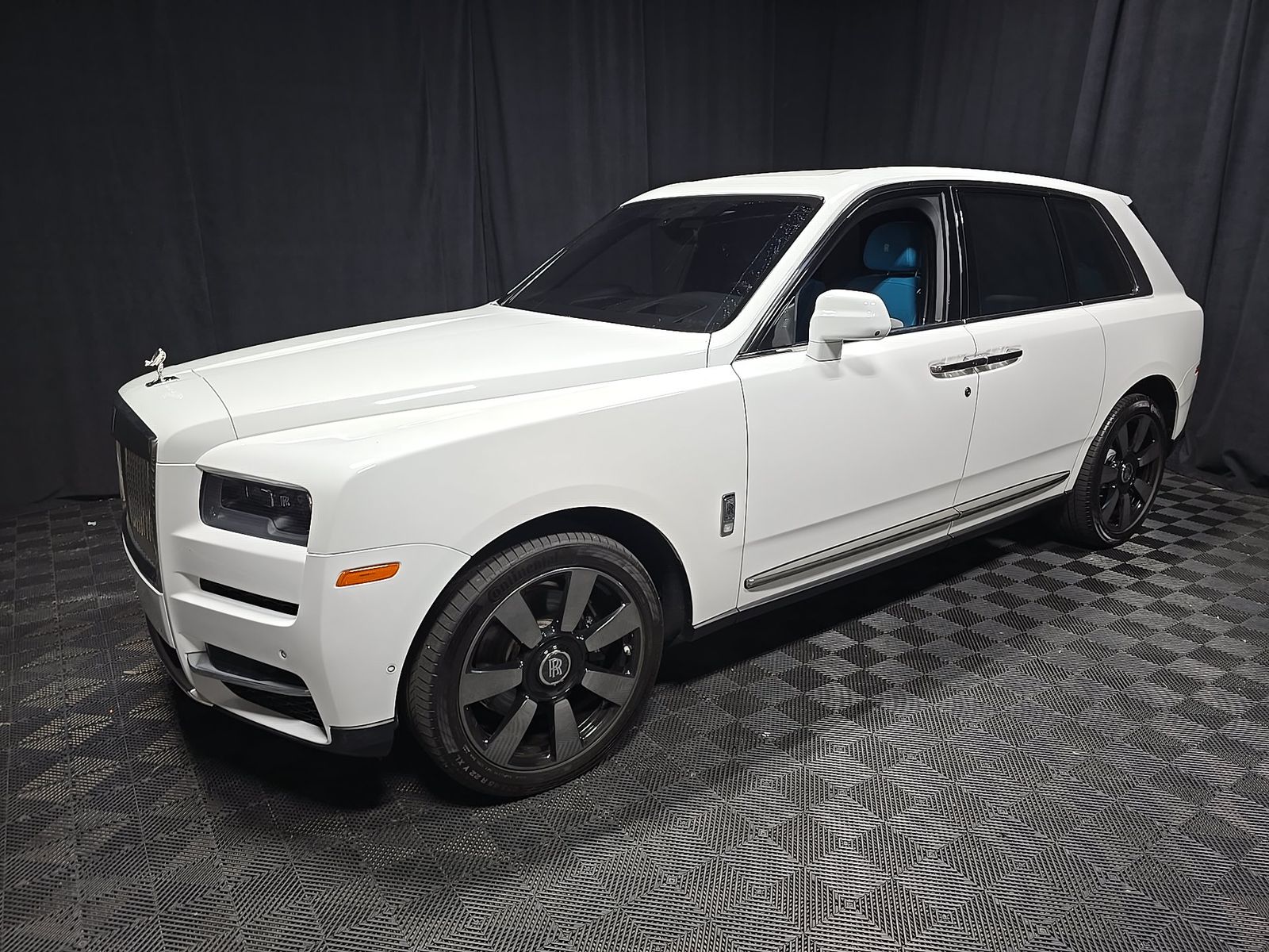 2024 ROLLS-ROYCE CULLINAN Base - 1