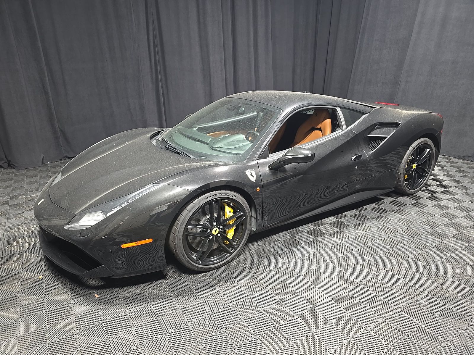 2018 FERRARI 488 GTB - 1
