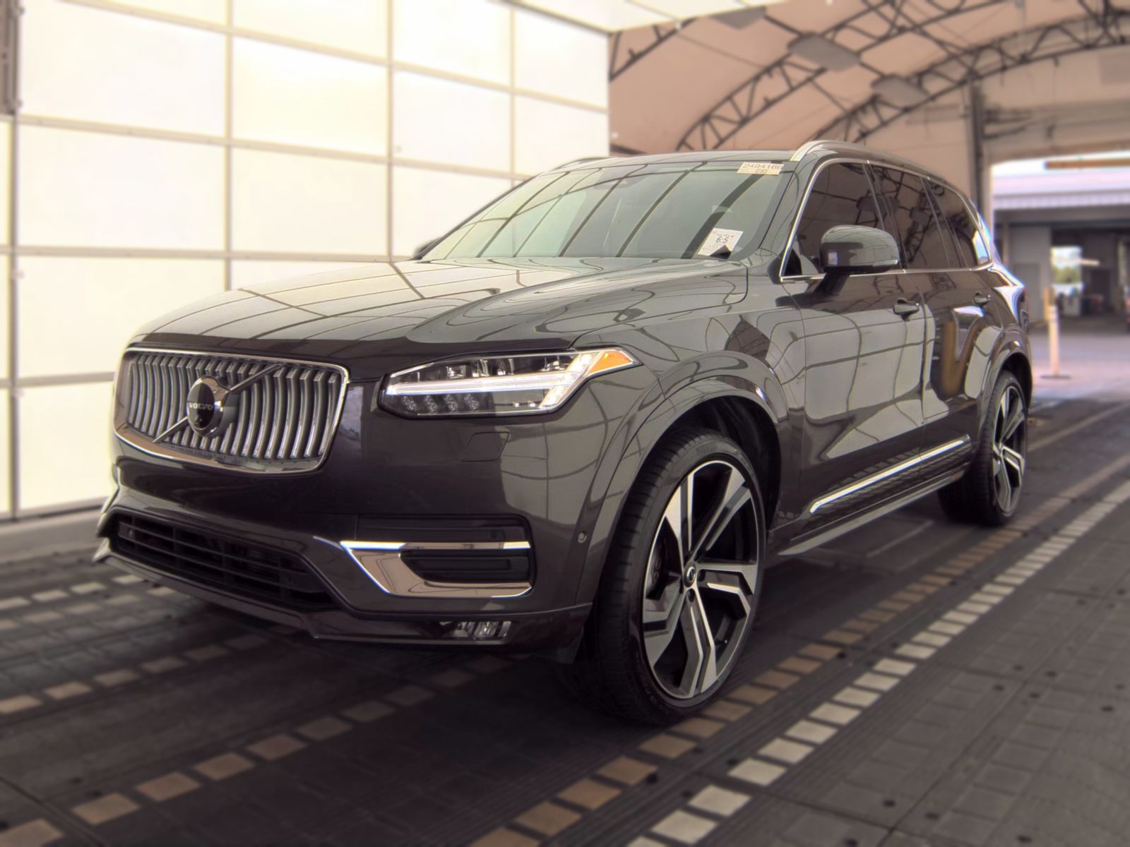 2024 VOLVO XC90 B6 Ultimate - 1
