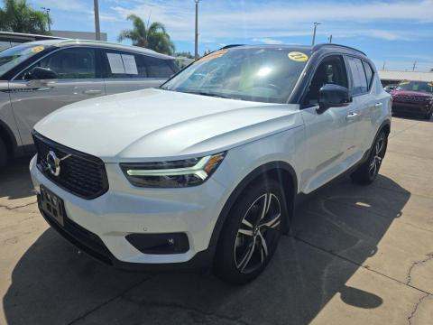 2021 VOLVO XC40 T5 R-Design - 1