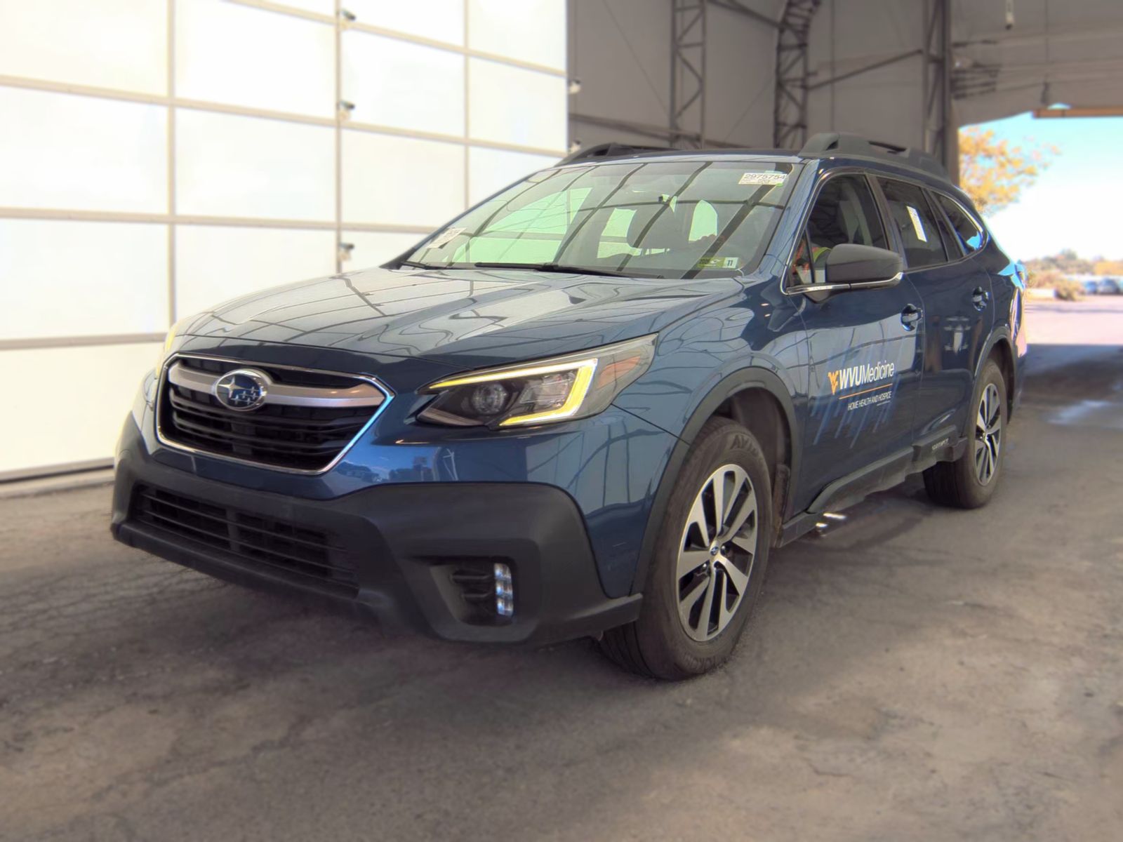 2022 SUBARU OUTBACK Base - 1
